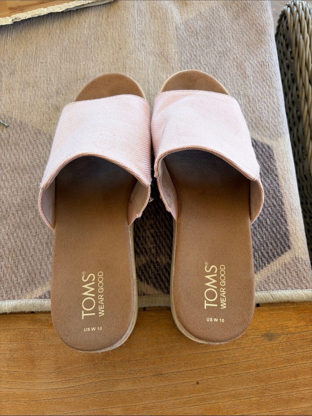 TOMS Women's Light Pink Canvas Slide Mules